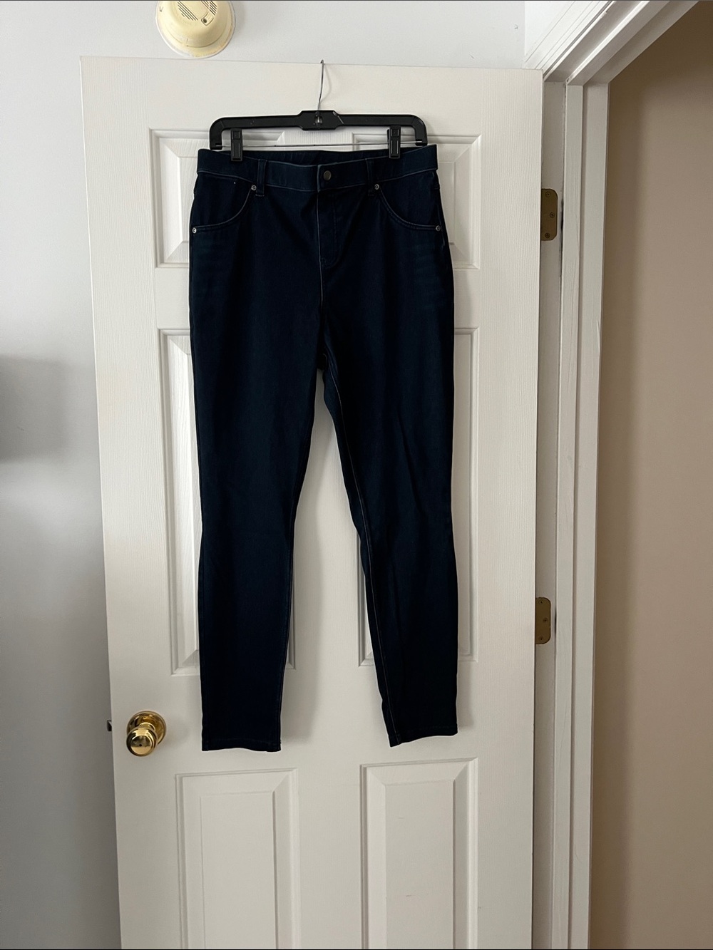 HUE Dark Navy Skinny Jeans for Women